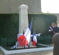 Inauguration du nouveau monument aux morts de Merry sur Yonne 